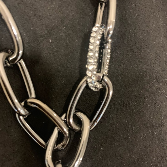 BETSEY JOHNSON Statement Emerald Spider 🕷️Necklace NEW tags & Box - Picture 6 of 6